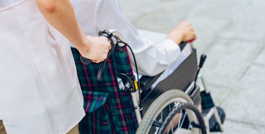 Técnico en Atención a Personas en Situación de Dependencia 02